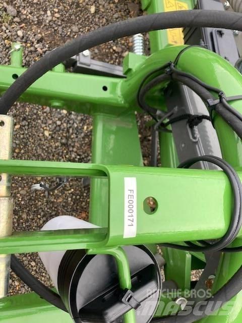 Fendt Slicer 320 P Kaszák