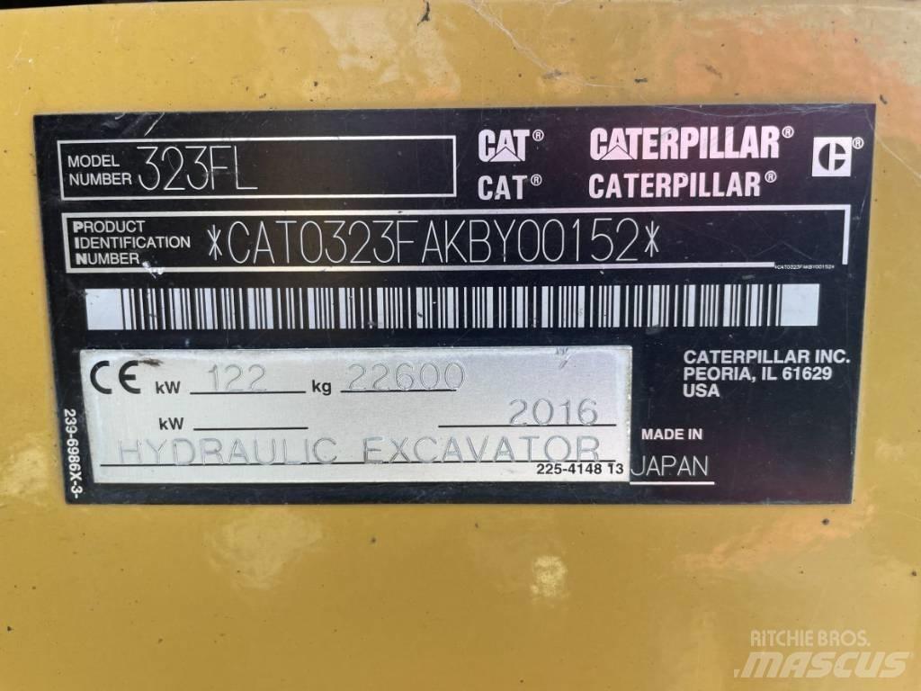 CAT 323F L Lánctalpas kotrók