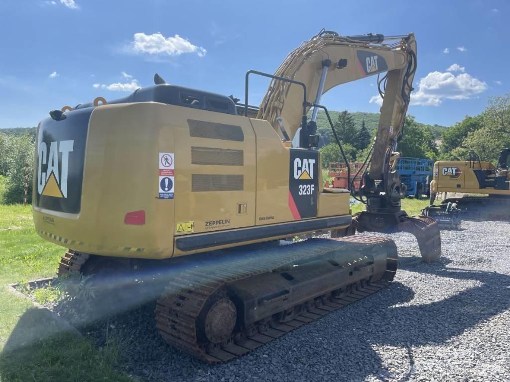 CAT 323F L Lánctalpas kotrók