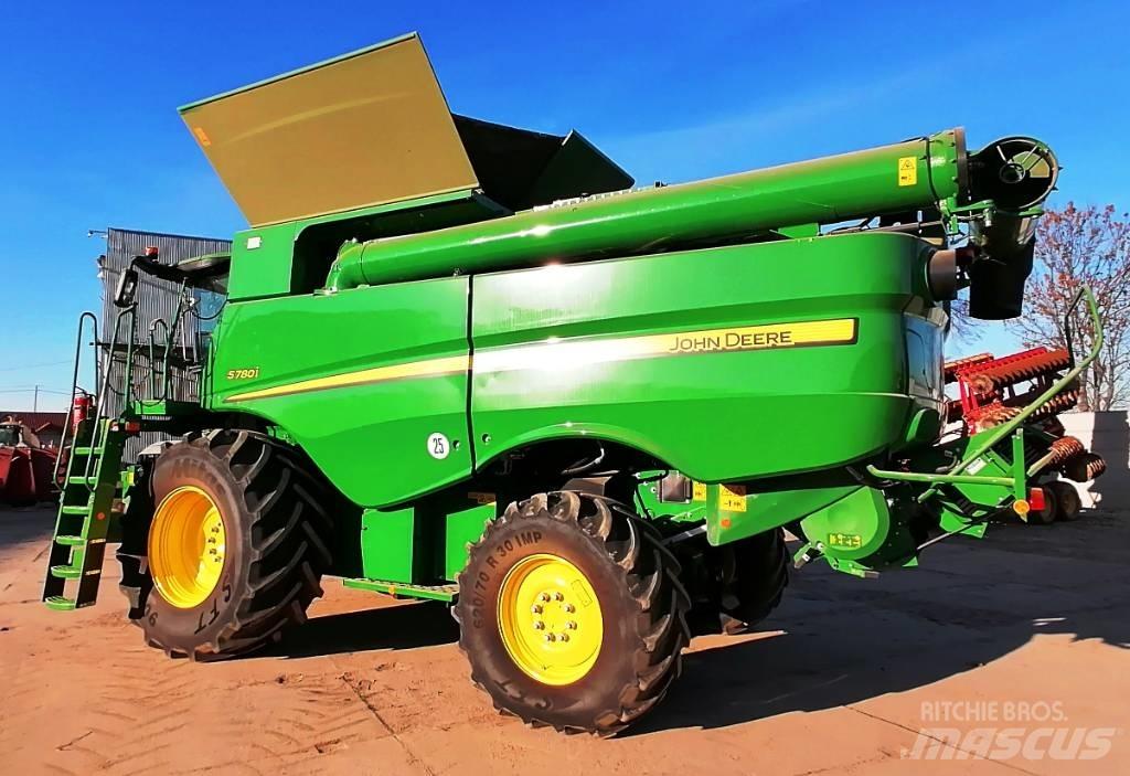 John Deere S780i Kombájnok