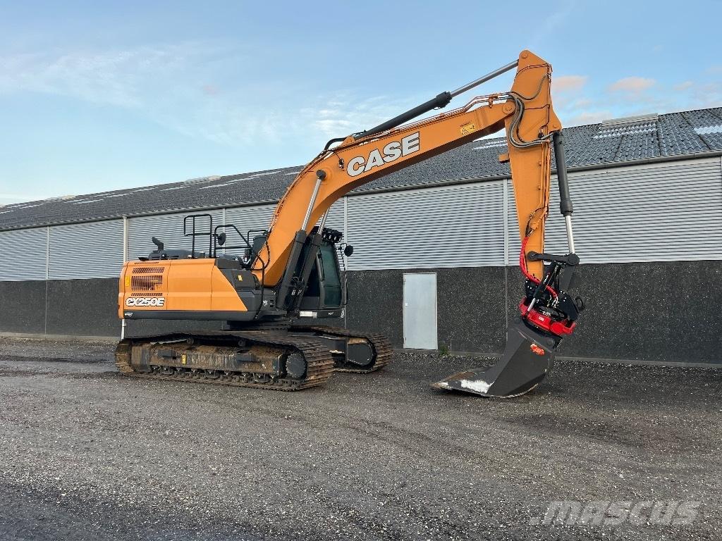 CASE CX 250 E Lánctalpas kotrók