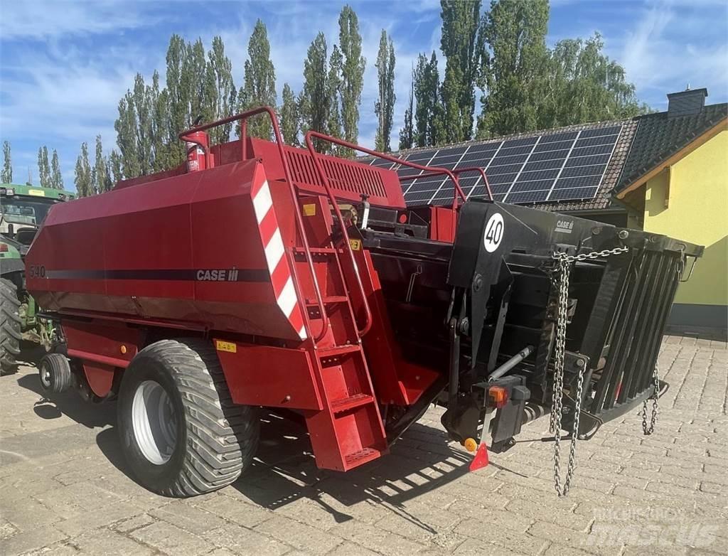 Case IH 540 Szögletes bálázók