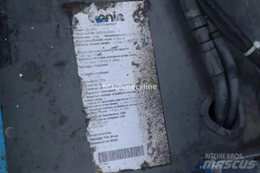 Genie GS-2632 Ollós emelők