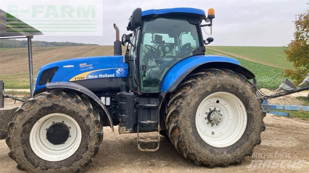 New Holland T7050 Traktorok