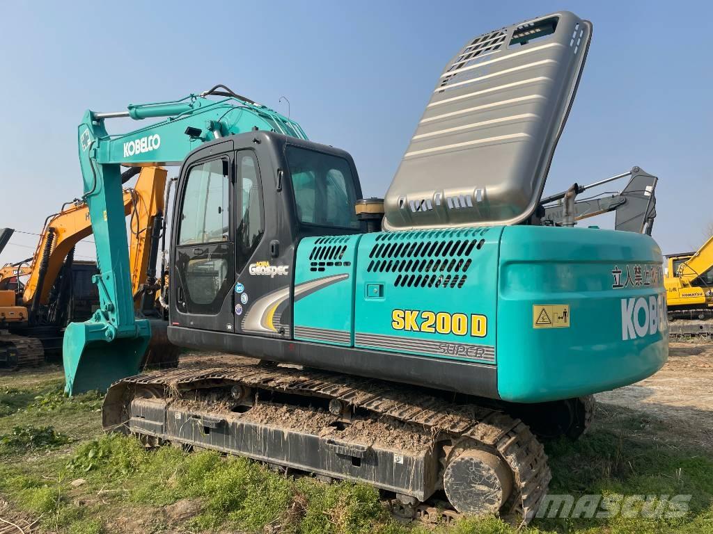Kobelco SK 200 Lánctalpas kotrók