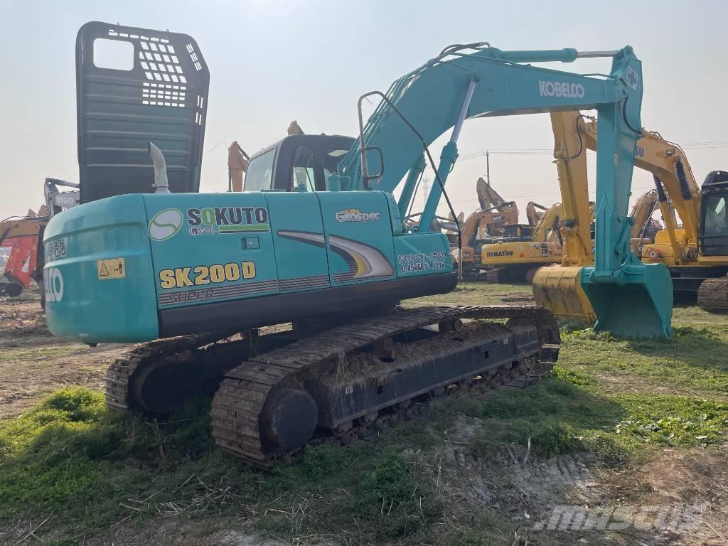 Kobelco SK 200 Lánctalpas kotrók