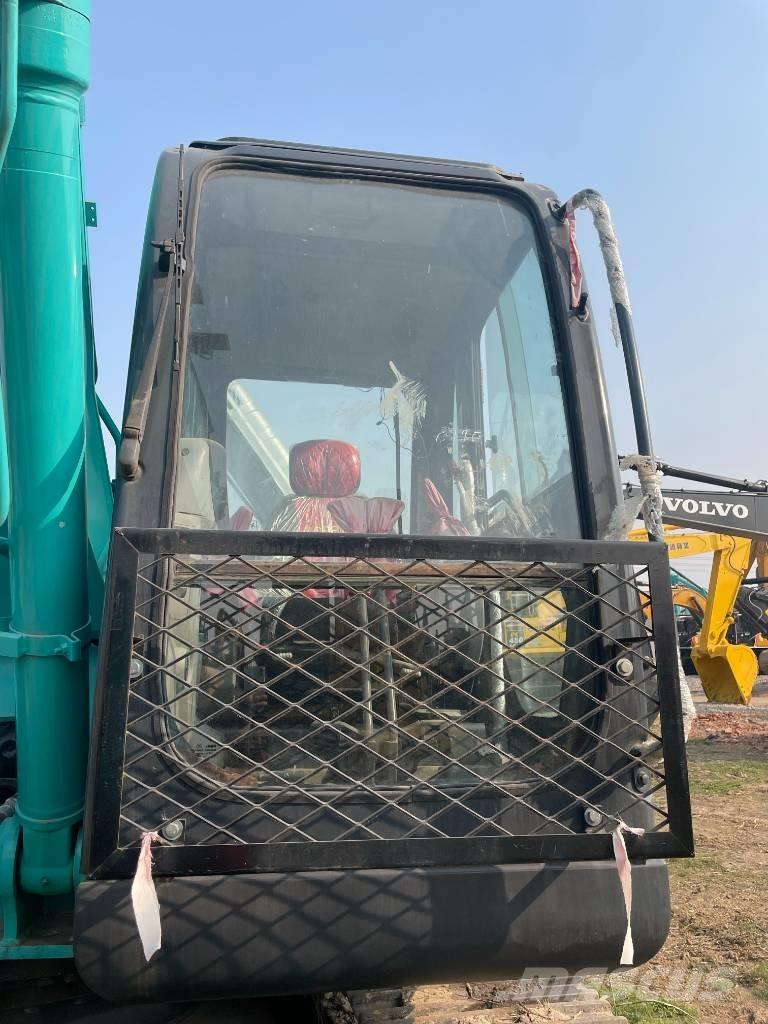 Kobelco SK 200 Lánctalpas kotrók