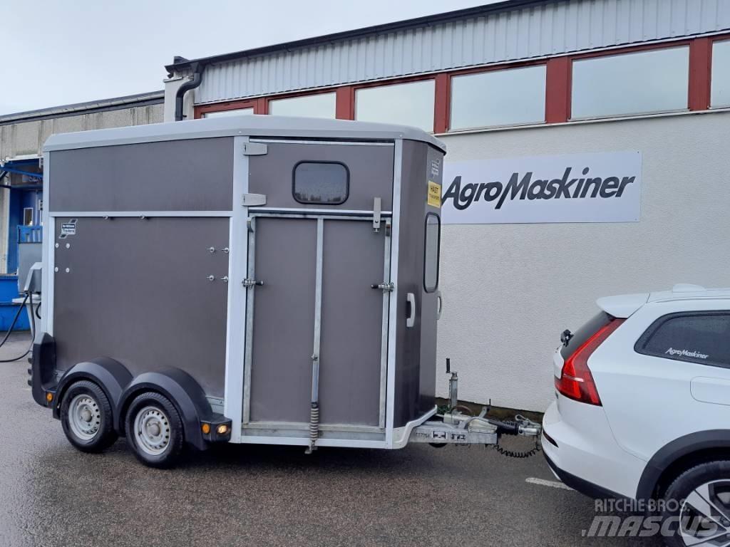 Ifor Williams HB 506 Állatszállító pótkocsik