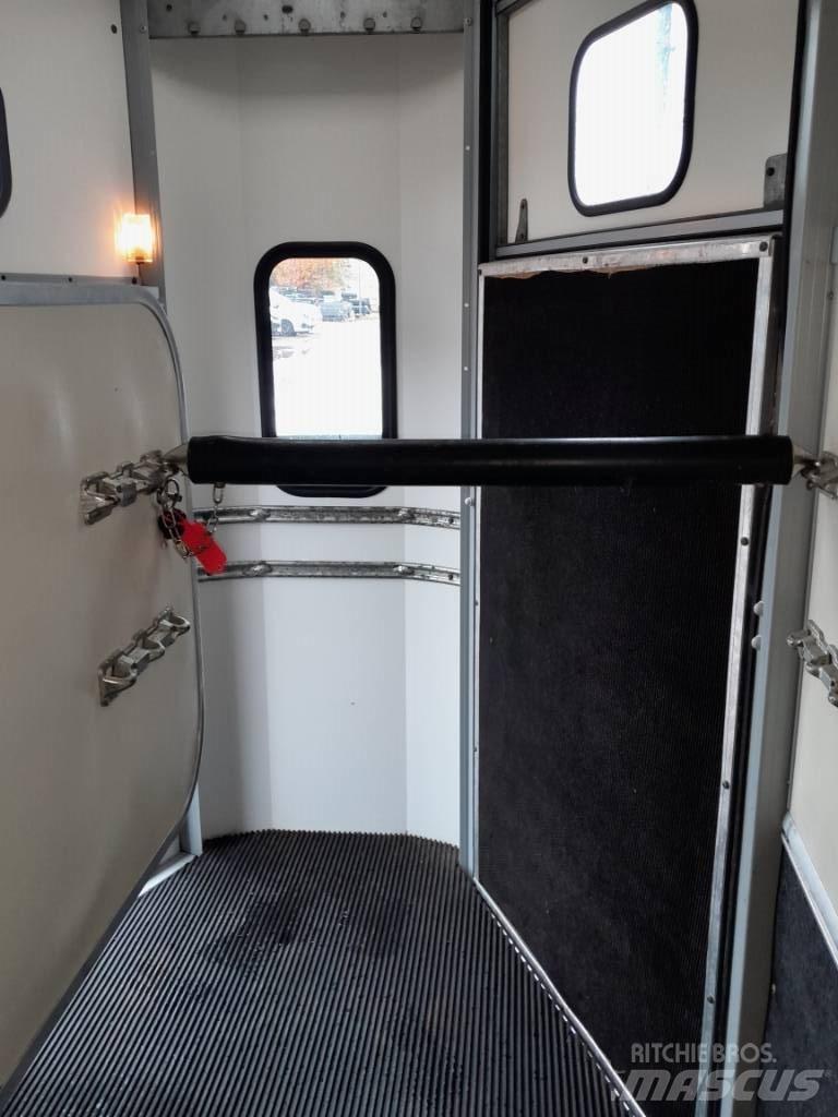 Ifor Williams HB 506 Állatszállító pótkocsik
