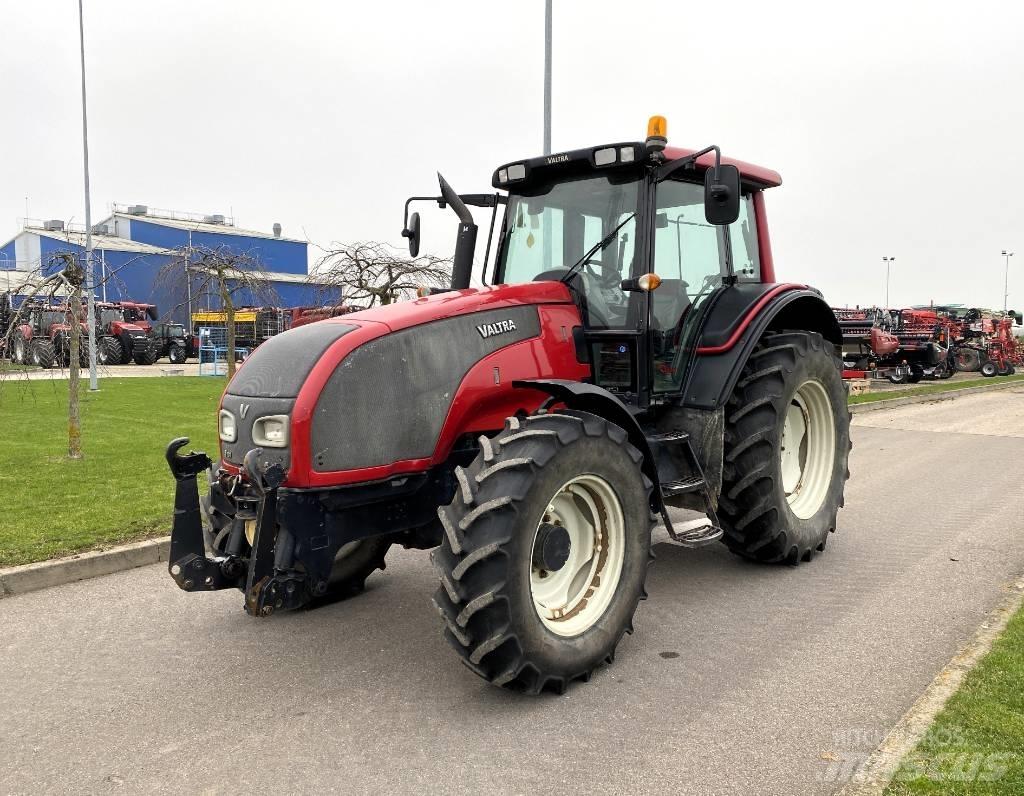Valtra T 131 Traktorok