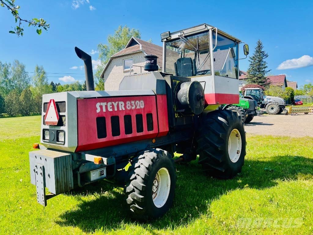 Steyr 8320 Szecskázók