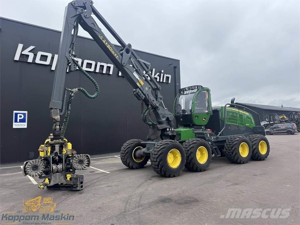 John Deere 1270G Betakarítók
