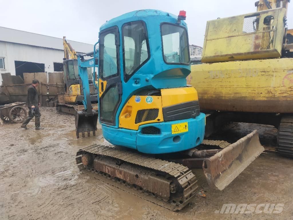 Kubota U30 Mini kotrók < 7t