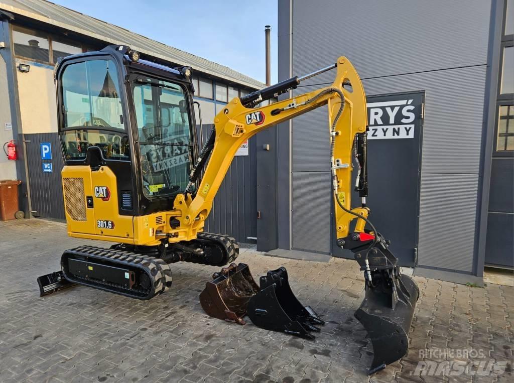 CAT 301.6 Mini kotrók < 7t