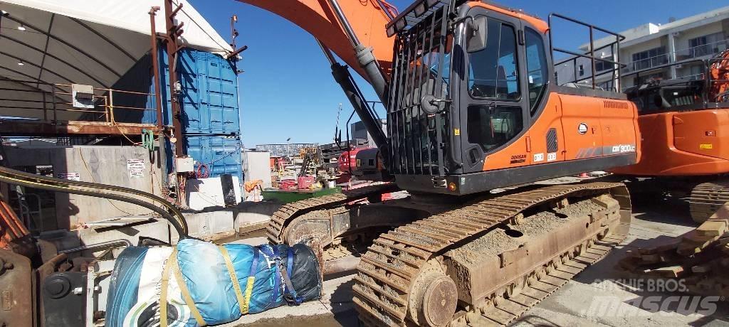 Doosan DX 300 LC Lánctalpas kotrók