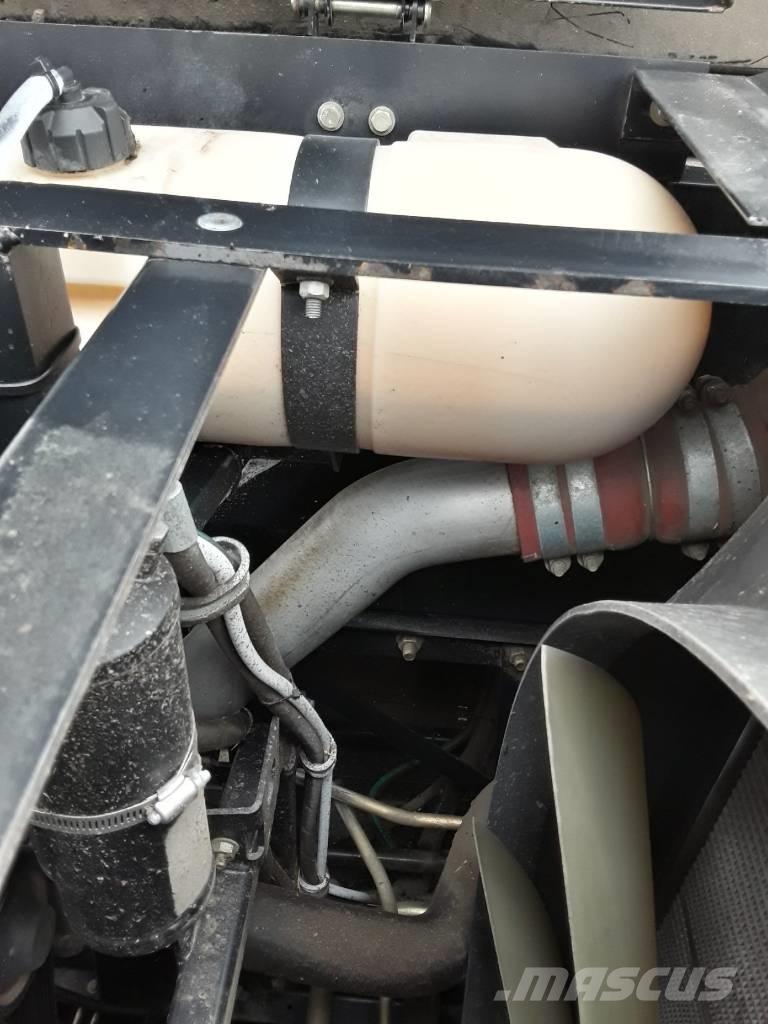 New Holland CX 8060 Kombájnok