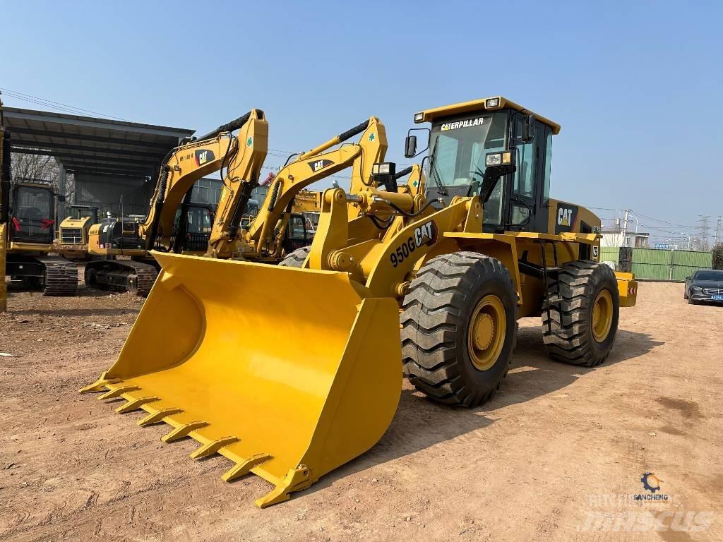 CAT 950 G Gumikerekes homlokrakodók