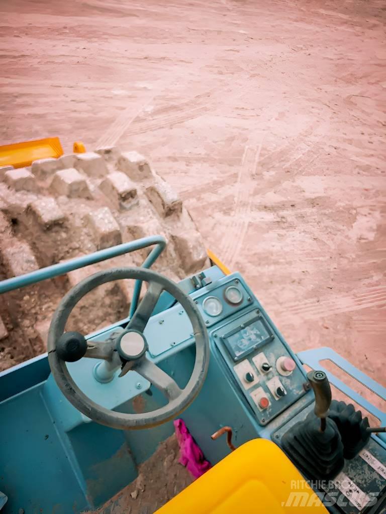 Bomag BW 213 P D B-3 Egydobos hengerek