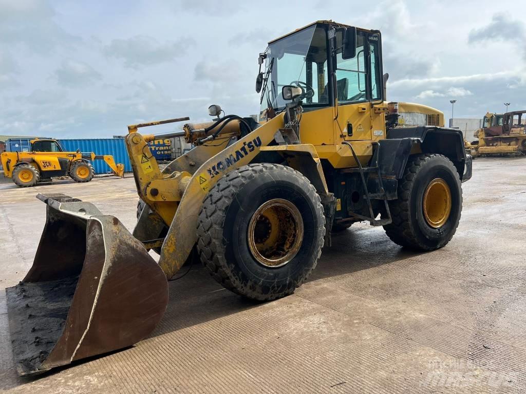 Komatsu WA 250-5H Gumikerekes homlokrakodók