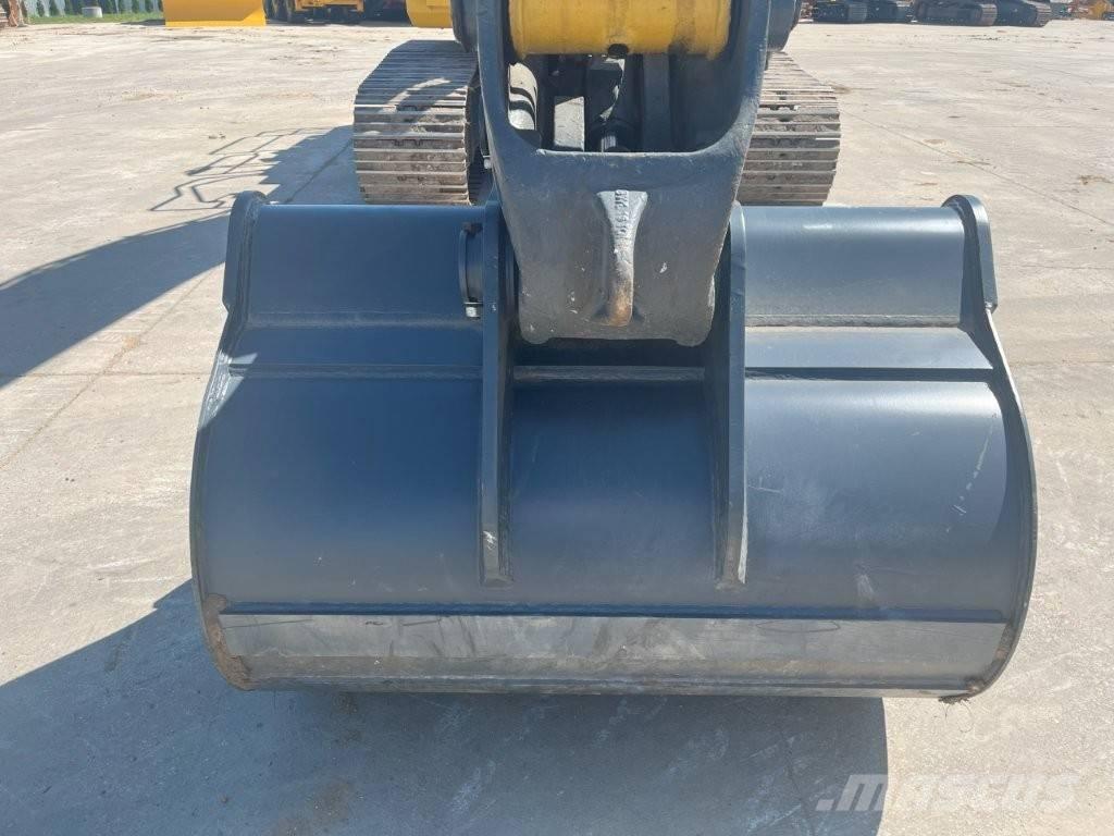 Komatsu PC 210 LC-11 Lánctalpas kotrók