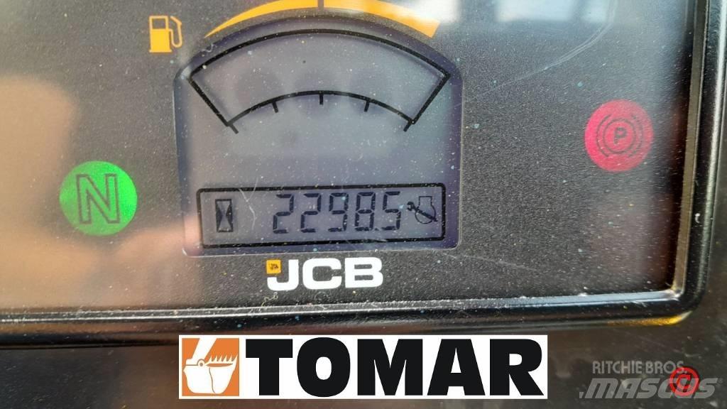 JCB 9FT Mezei dömperek