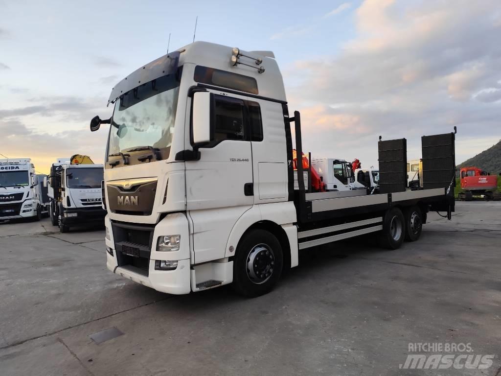 MAN TGX 26.440 Platós/Csörlős teherautók