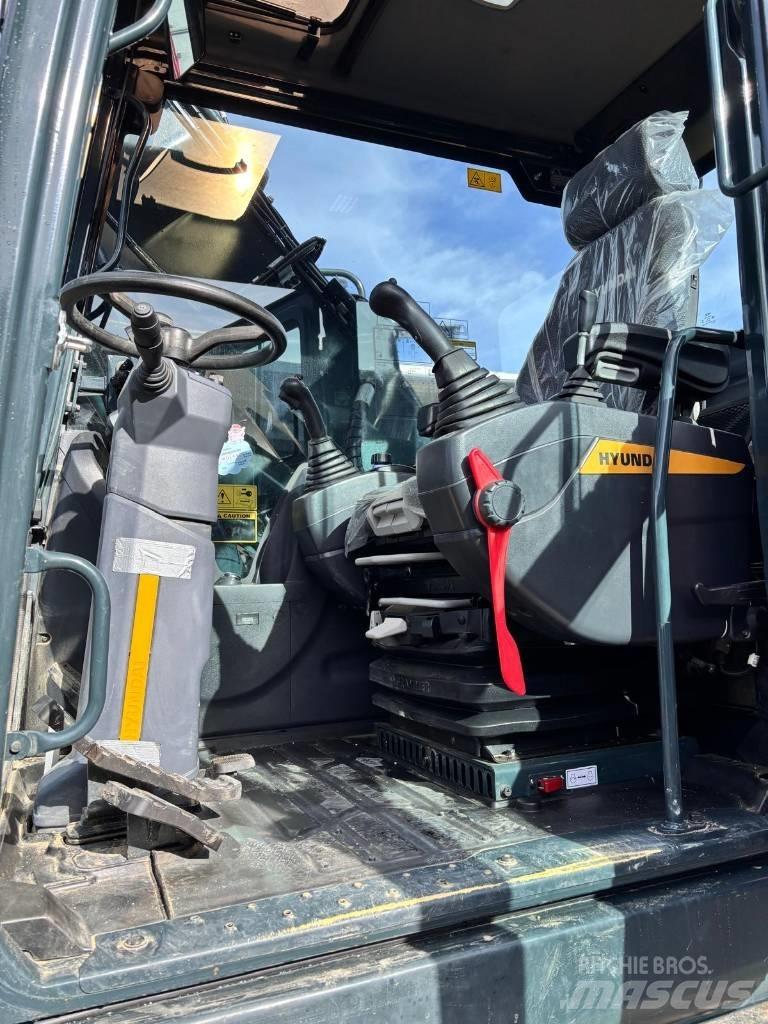 Hyundai HX 170ACR Gumikerekes kotrók
