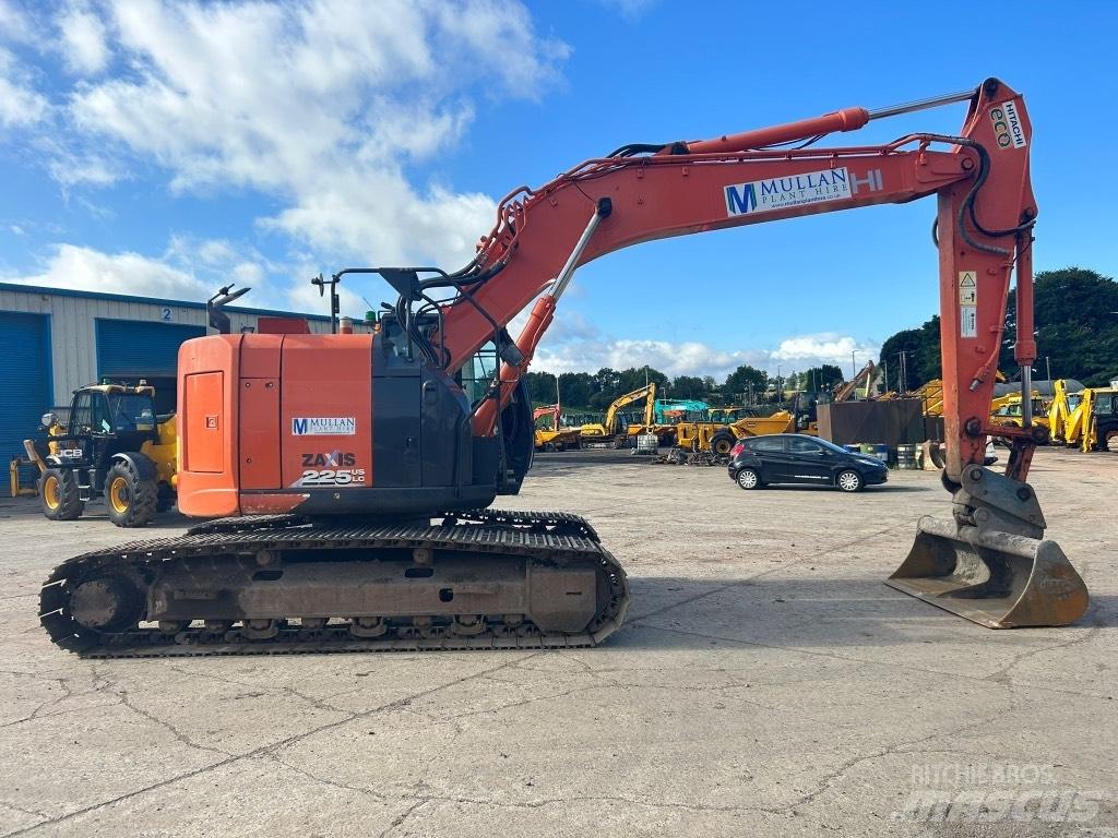 Hitachi ZX225 USLC-6 Lánctalpas kotrók