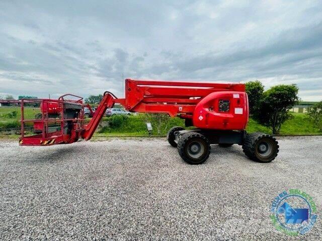 JLG 450AJ Karos emelők