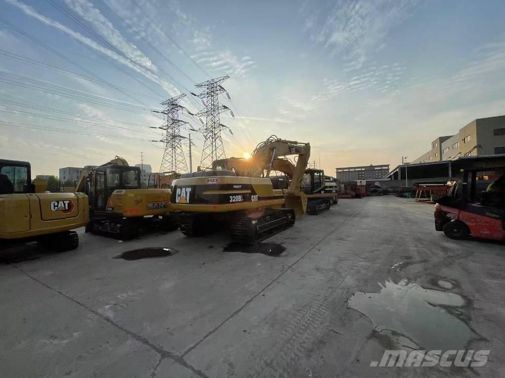 CAT 320 B Lánctalpas kotrók