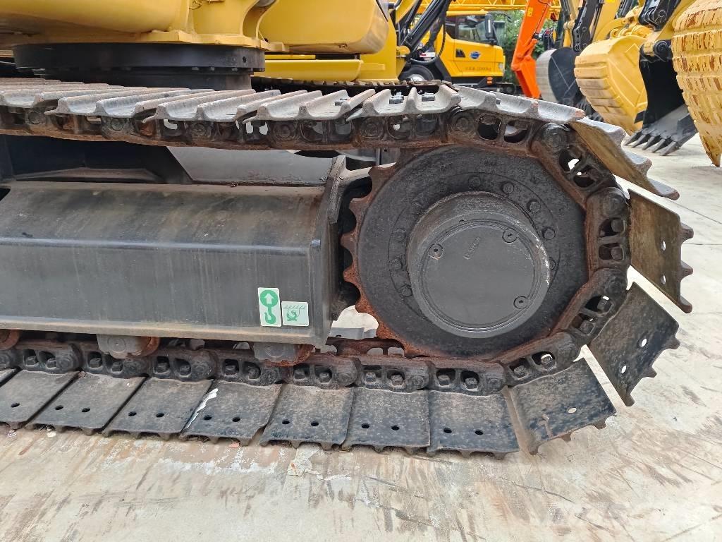 CAT 307E Mini kotrók < 7t