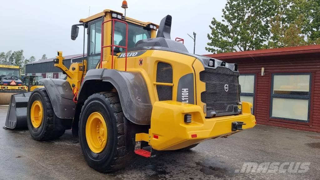 Volvo L 110 H Gumikerekes homlokrakodók