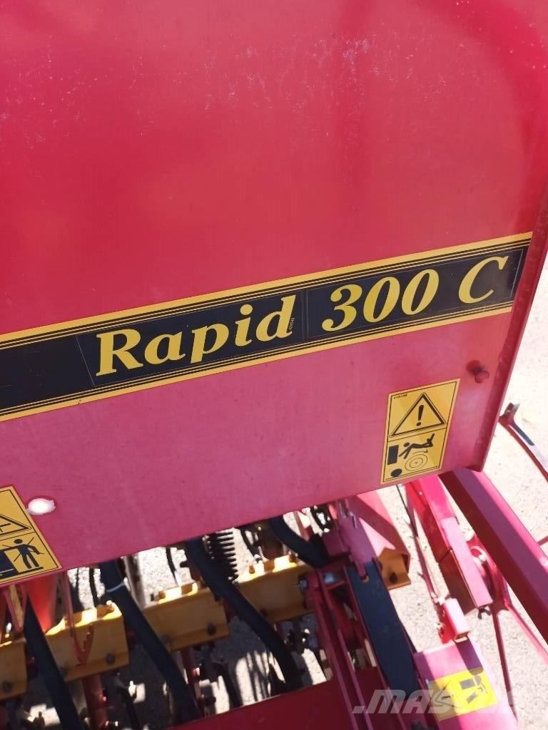Väderstad Rapid300C Vetőgépek