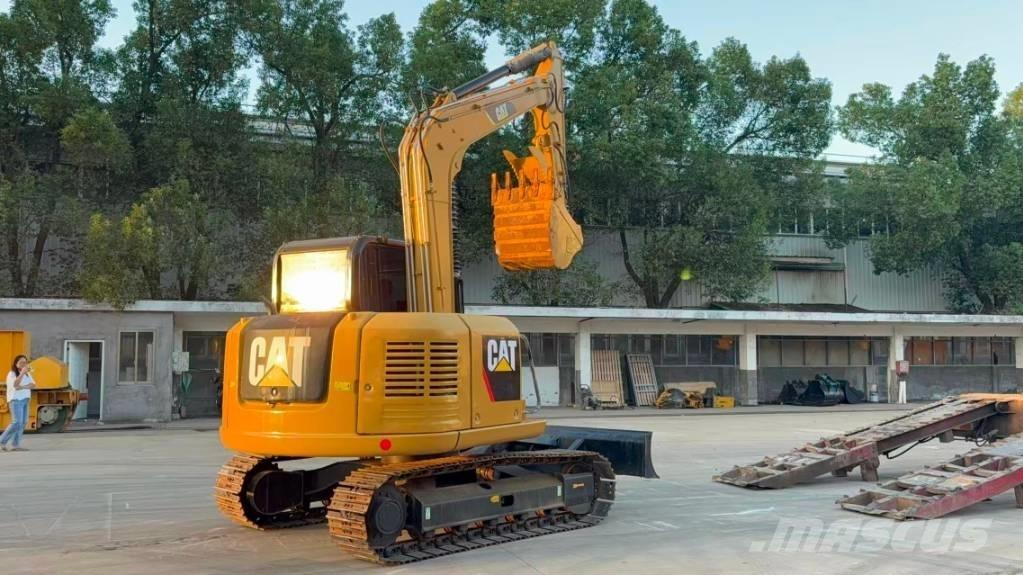 CAT 307E2 Lánctalpas kotrók