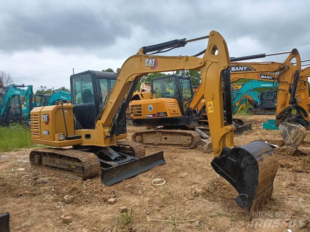 CAT 306E2 Mini kotrók < 7t