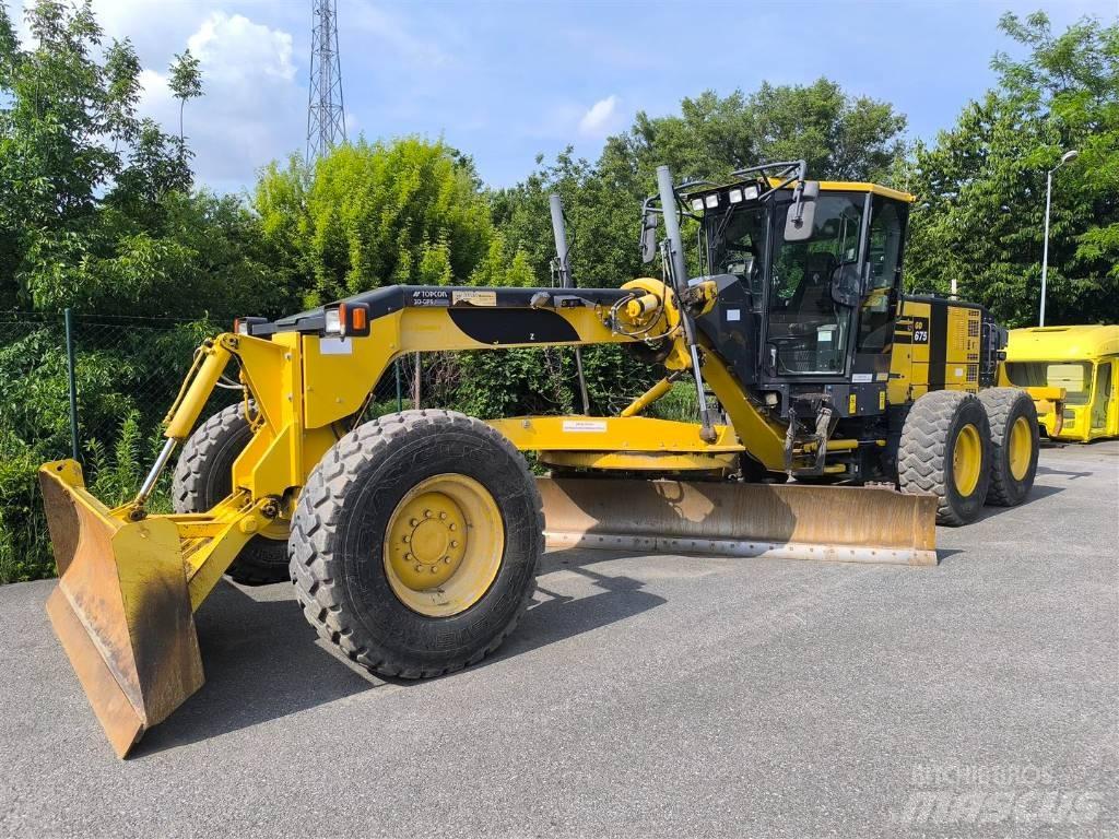 Komatsu GD 675-6 Gréderek
