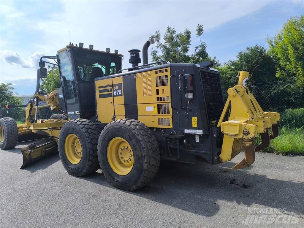 Komatsu GD 675-6 Gréderek