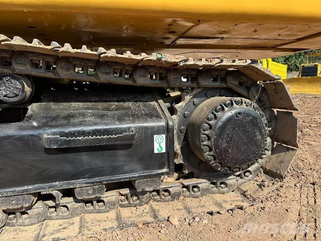 CAT 330 C Lánctalpas kotrók