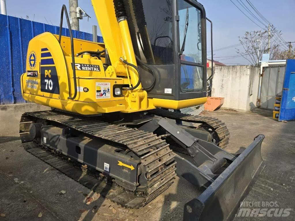 Komatsu PC 70 Mini kotrók < 7t