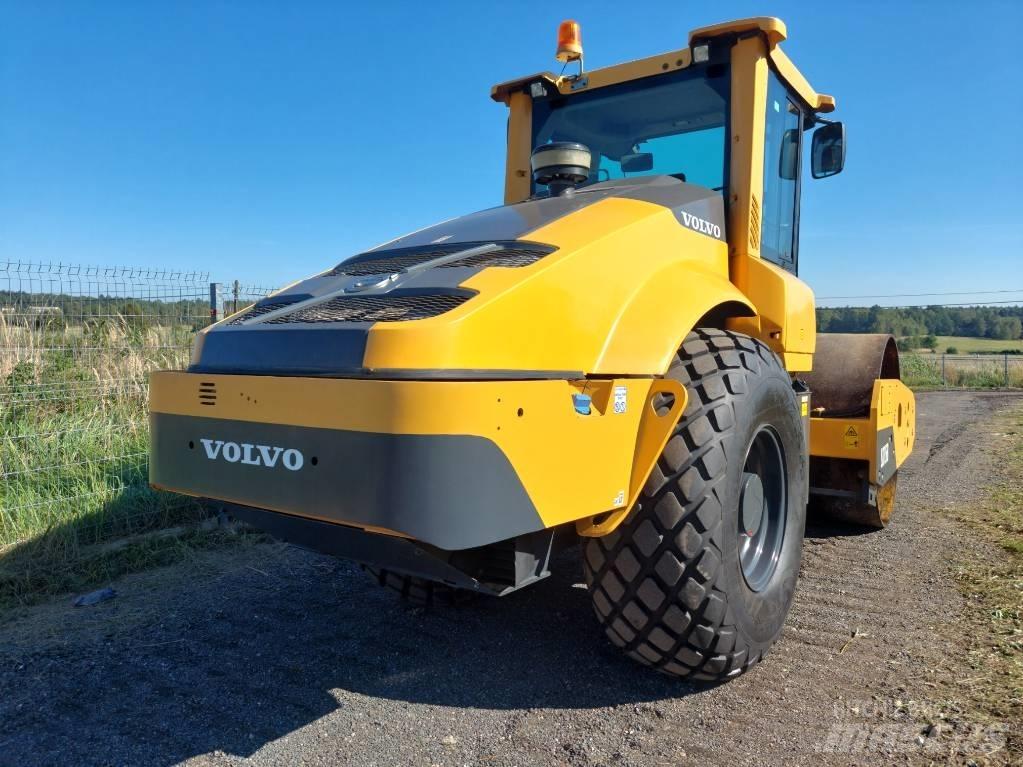 Volvo SD 115 B Egydobos hengerek