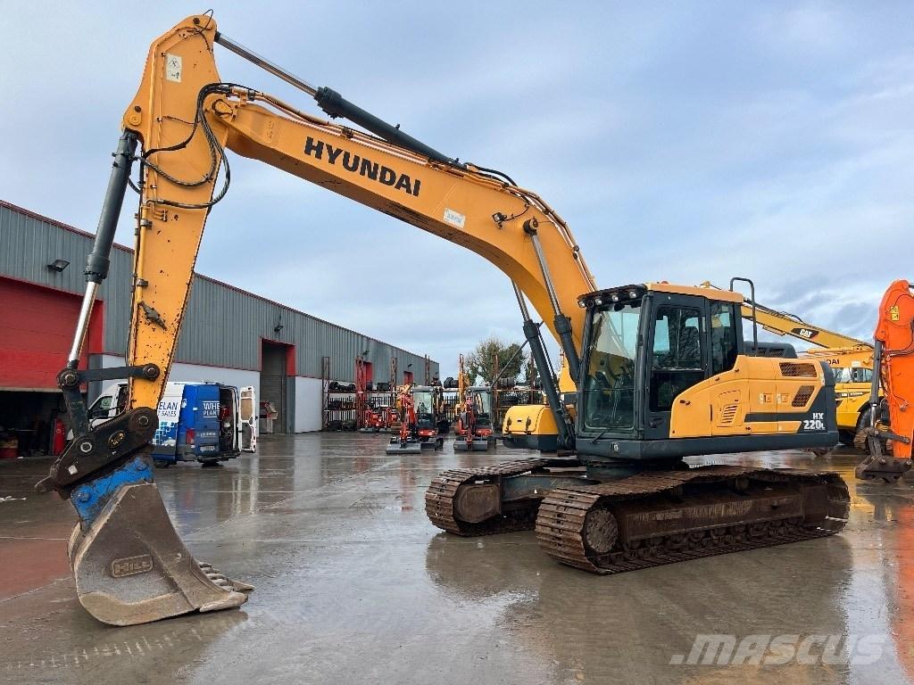 Hyundai HX 220 L Lánctalpas kotrók