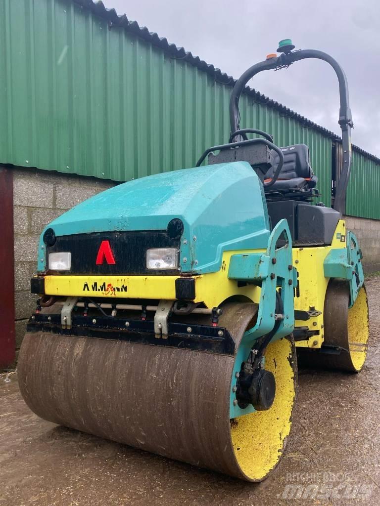 Ammann ARX 26K Ikerdobos hengerek