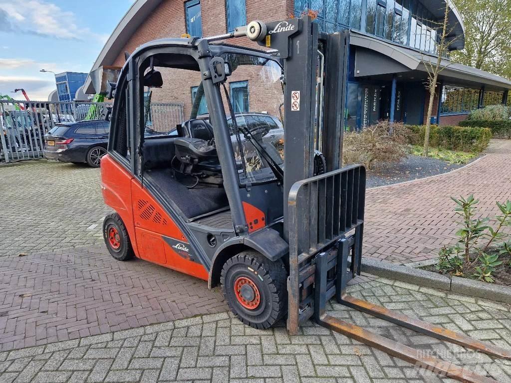 Linde H25D-02 Dízel targoncák
