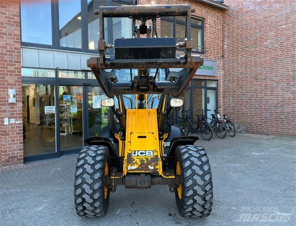 JCB 409 Gumikerekes homlokrakodók