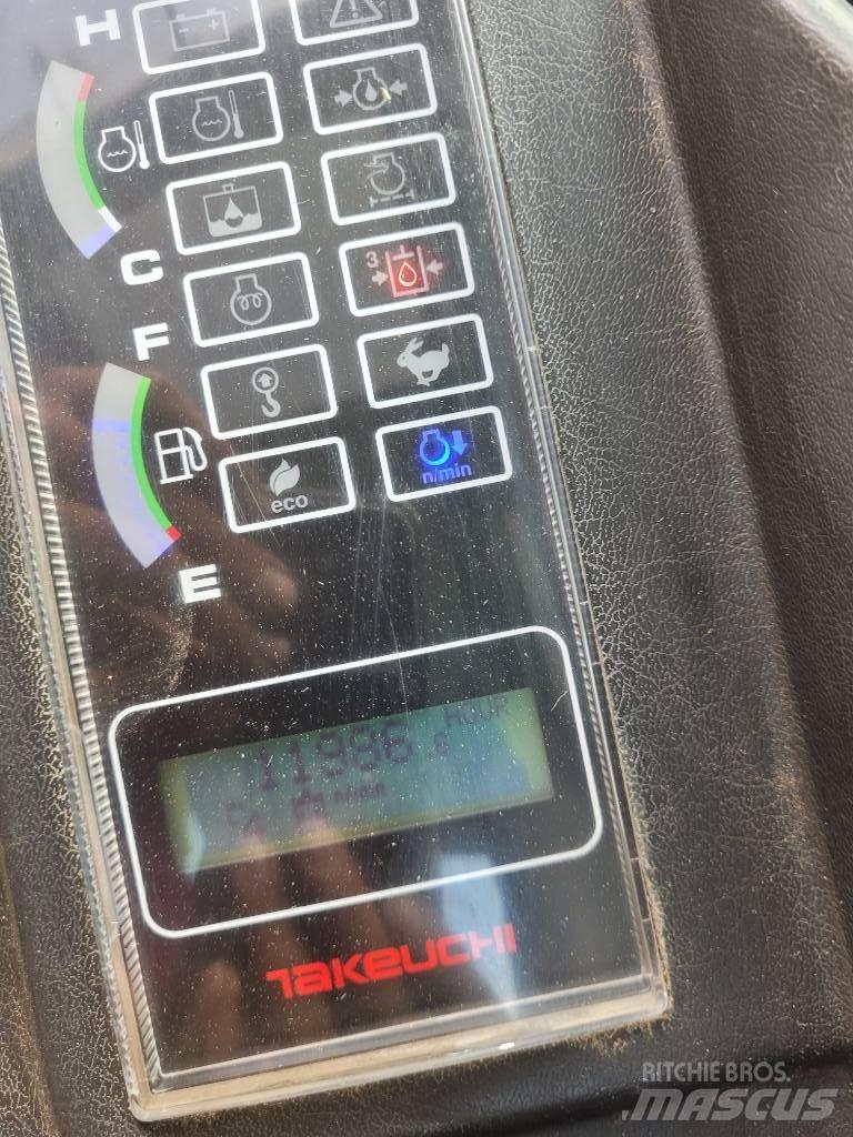 Takeuchi TB 290 Közepes (midi) kotrók 7 t - 12 t