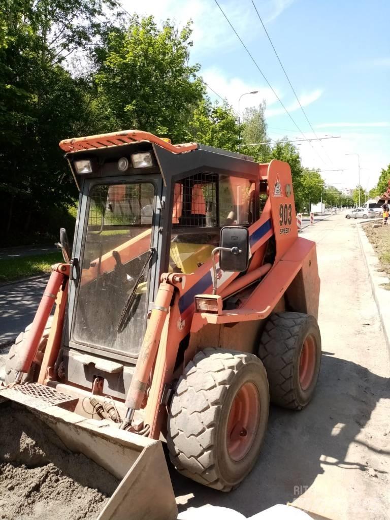 Locust L 903 SPEED Kompaktrakodók