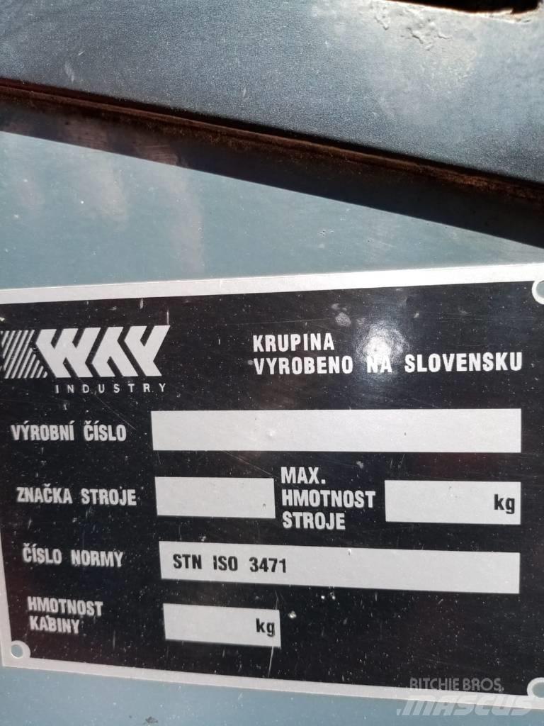 Locust L 903 SPEED Kompaktrakodók