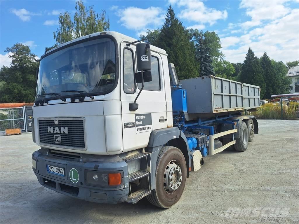 MAN 26.403 6X2 Fülkés alváz