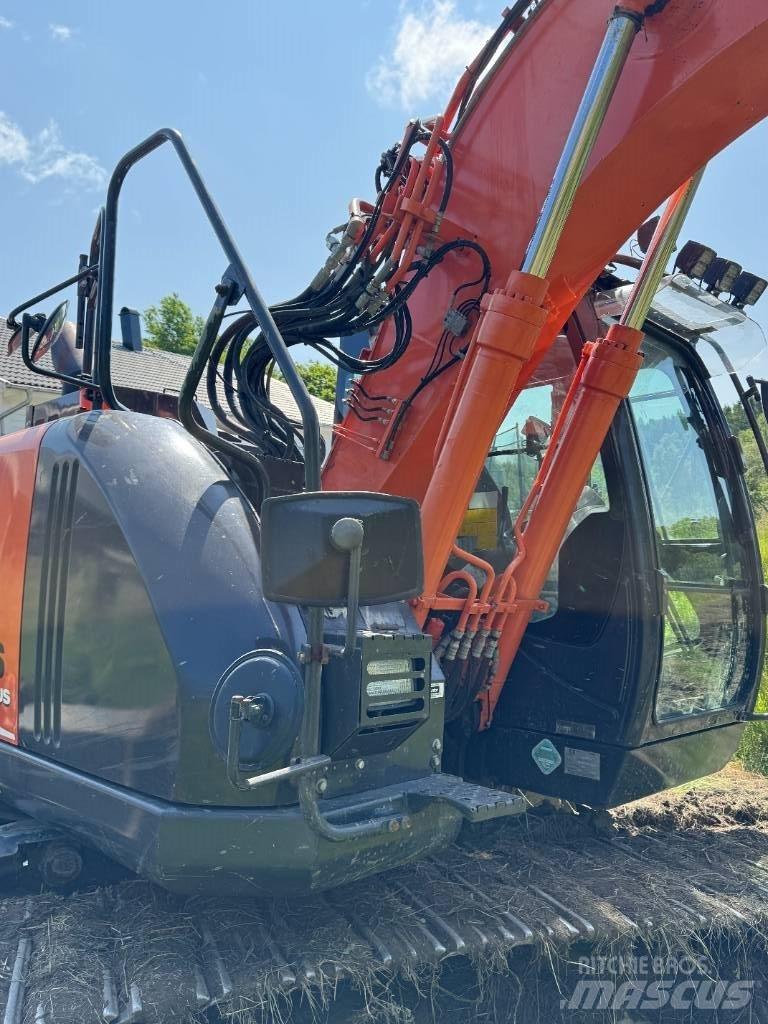 Hitachi ZX135USBL-6 Lánctalpas kotrók