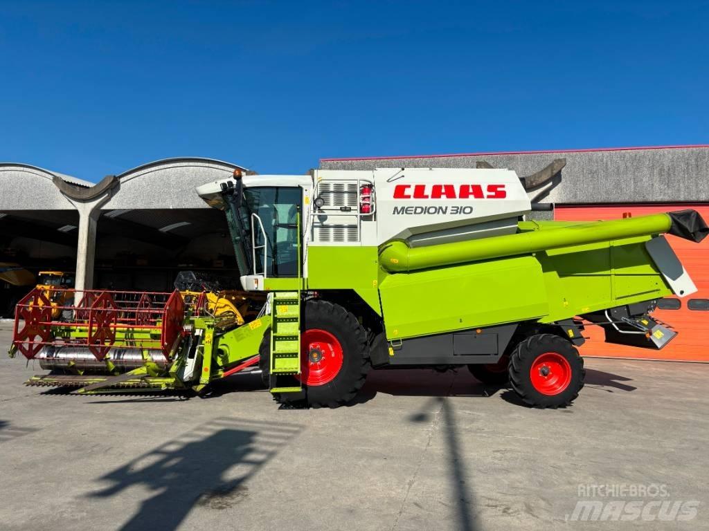 CLAAS Medion 310 Kombájnok
